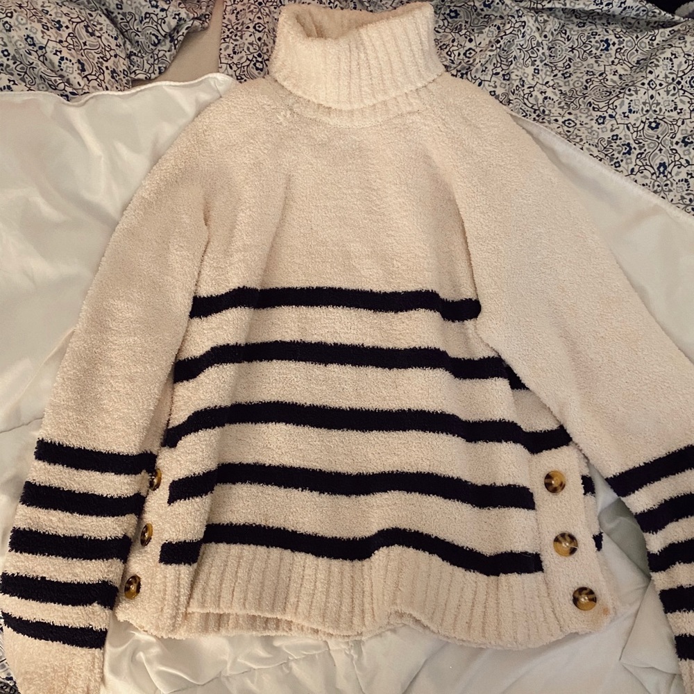 Turtle neck sweater